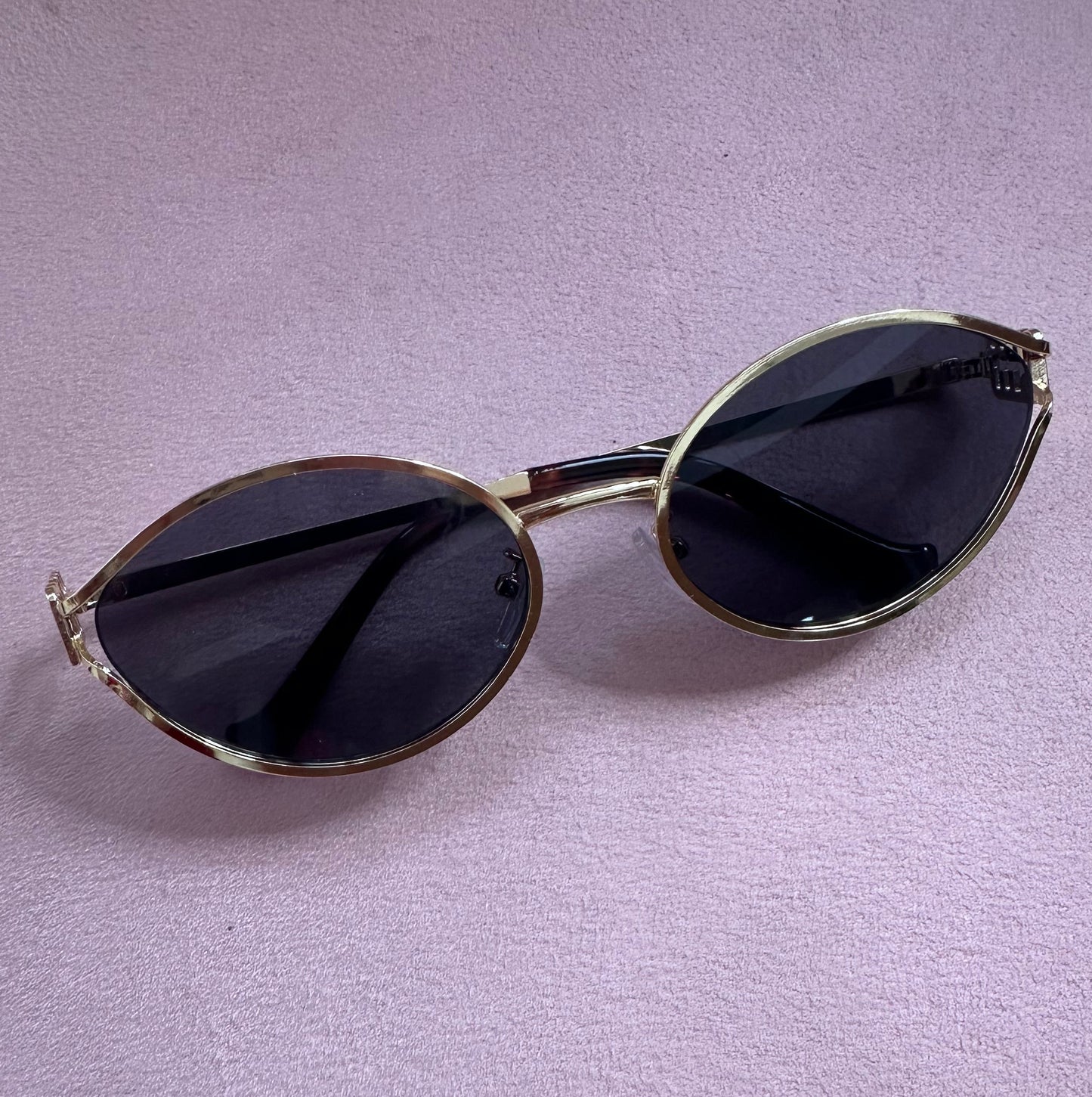 Gold Rim Sunglasses - 2 COLOURS