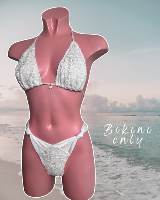 PEARLESCENT COLLECTION 3D white Lace Triangle bikini with knot bottoms 🧵 MADE TO ORDER 🪡